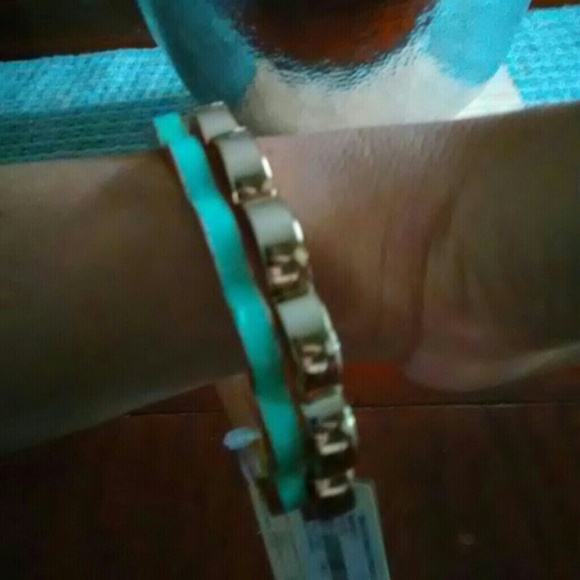 Bracelets | bangles - Picture 7 of 7